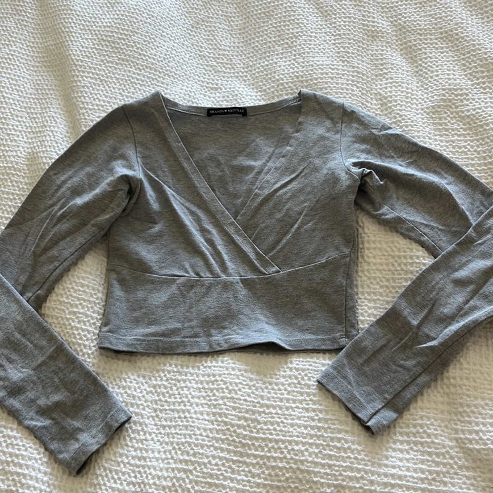 Brandy Melville Amara Long sleeve